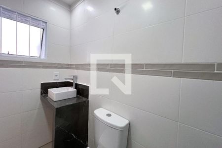 Casa à venda com 150m², 3 quartos e 1 vaga Casa à venda com 150m², 3 quartos e 1 vagaBanheiro da Suíte