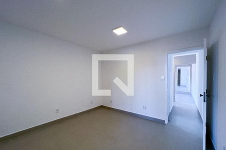 Casa à venda com 150m², 3 quartos e 1 vaga Casa à venda com 150m², 3 quartos e 1 vagaQuarto