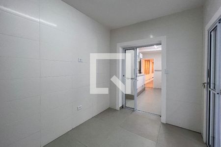 Casa à venda com 150m², 3 quartos e 1 vaga Casa à venda com 150m², 3 quartos e 1 vagaQuarto de Serviço