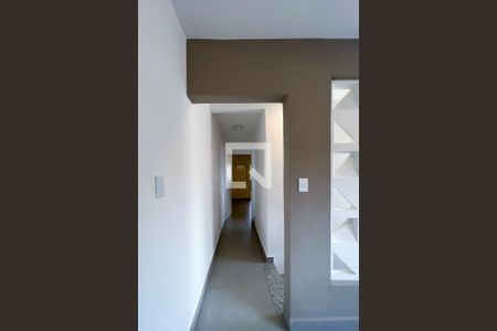 Casa à venda com 150m², 3 quartos e 1 vaga Casa à venda com 150m², 3 quartos e 1 vagaCorredor