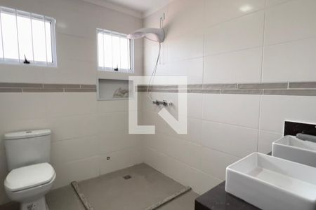 Casa à venda com 150m², 3 quartos e 1 vaga Casa à venda com 150m², 3 quartos e 1 vagaBanheiro