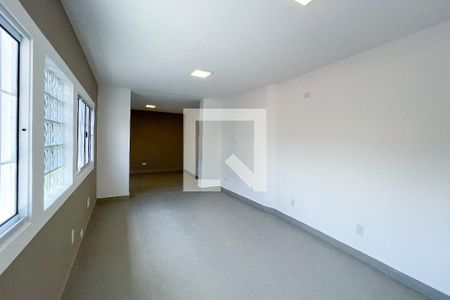 Casa à venda com 150m², 3 quartos e 1 vaga Casa à venda com 150m², 3 quartos e 1 vagaSuíte