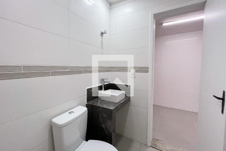 Casa à venda com 150m², 3 quartos e 1 vaga Casa à venda com 150m², 3 quartos e 1 vagaBanheiro de Serviço