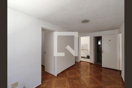 Sala de apartamento para alugar com 2 quartos, 43m² em Jardim Dayse, Ferraz de Vasconcelos