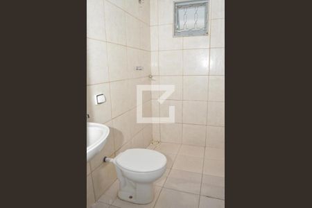 Banheiro de casa para alugar com 2 quartos, 90m² em Setor Central, Goiânia