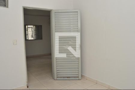 Quarto 2 de casa para alugar com 2 quartos, 90m² em Setor Central, Goiânia