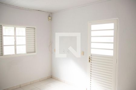 Sala de casa para alugar com 2 quartos, 90m² em Setor Central, Goiânia
