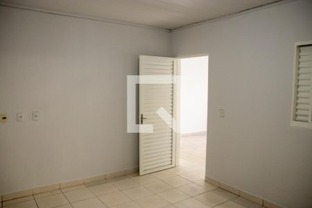 Quarto 1 de casa para alugar com 2 quartos, 90m² em Setor Central, Goiânia