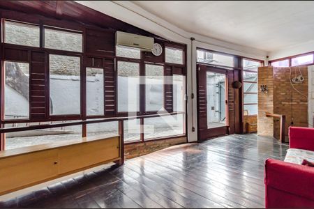 Sala de casa para alugar com 2 quartos, 110m² em Vila Madalena, São Paulo