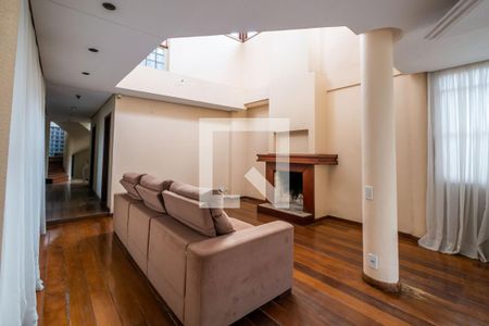 Sala de casa para alugar com 4 quartos, 574m² em Pedra Redonda, Porto Alegre