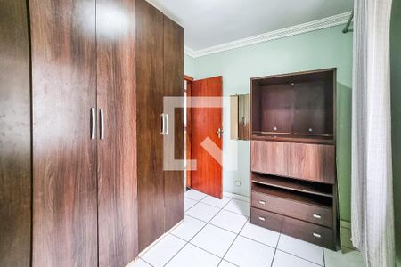 Quarto 1 de apartamento para alugar com 2 quartos, 51m² em São João Batista, Belo Horizonte