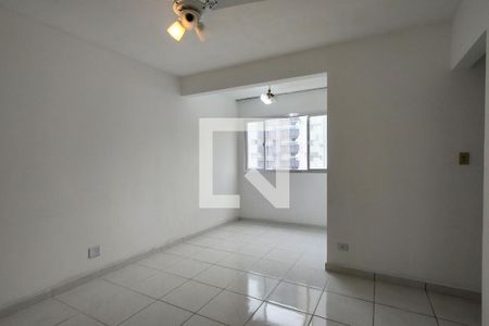 Sala de apartamento para alugar com 2 quartos, 70m² em Caiçara, Praia Grande