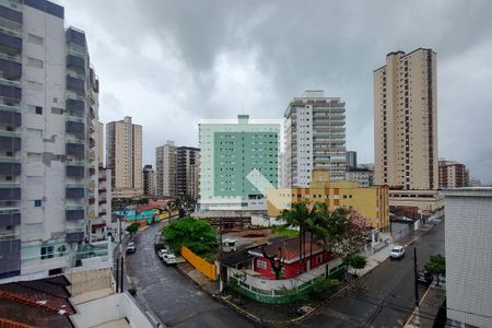 Vista Sala de apartamento para alugar com 2 quartos, 70m² em Caiçara, Praia Grande