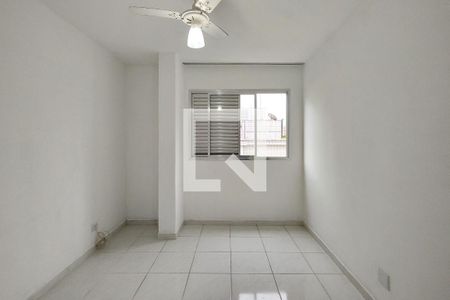 Quarto 1 de apartamento para alugar com 2 quartos, 70m² em Caiçara, Praia Grande