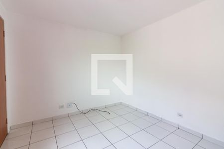 Sala  de apartamento à venda com 2 quartos, 44m² em Conceição, Osasco