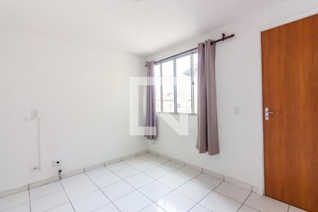 Sala  de apartamento à venda com 2 quartos, 44m² em Conceição, Osasco