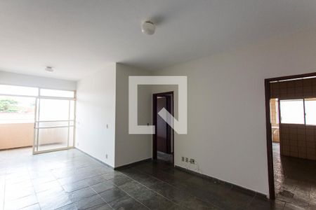 Sala de apartamento para alugar com 3 quartos, 110m² em Martins, Uberlândia
