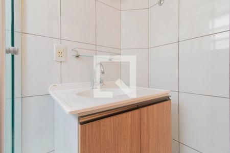 Banheiro de apartamento para alugar com 1 quarto, 30m² em Farroupilha, Porto Alegre