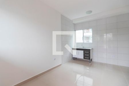 Sala / Cozinha de apartamento para alugar com 2 quartos, 37m² em Vila Esperança, São Paulo