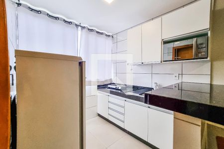 Cozinha de apartamento para alugar com 1 quarto, 32m² em Paquetá, Belo Horizonte