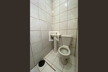 Banheiro da Suíte de casa à venda com 2 quartos, 175m² em Vicentina, São Leopoldo