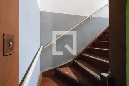 Escada de casa à venda com 4 quartos, 220m² em Vila Mariana, São Paulo