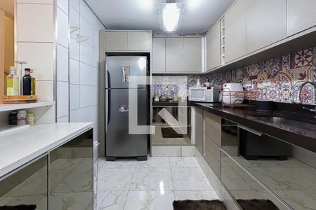 Casa de condomínio à venda com 130m², 3 quartos e 2 vagas Casa de condomínio à venda com 130m², 3 quartos e 2 vagasCozinha