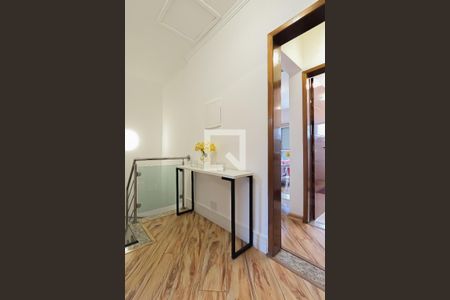 Casa de condomínio à venda com 130m², 3 quartos e 2 vagas Casa de condomínio à venda com 130m², 3 quartos e 2 vagasCorredor