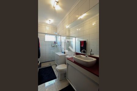 Casa de condomínio à venda com 130m², 3 quartos e 2 vagas Casa de condomínio à venda com 130m², 3 quartos e 2 vagasBanheiro da Suíte