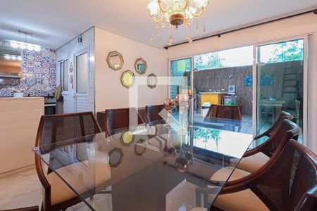 Casa de condomínio à venda com 130m², 3 quartos e 2 vagas Casa de condomínio à venda com 130m², 3 quartos e 2 vagasCozinha