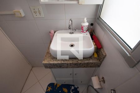 Apartamento à venda com 68m², 3 quartos e 1 vaga Apartamento à venda com 68m², 3 quartos e 1 vagaBanheiro