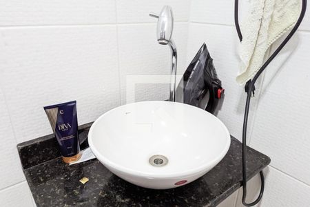 Apartamento à venda com 146m², 4 quartos e 2 vagas Apartamento à venda com 146m², 4 quartos e 2 vagasBanheiro da suíte 2