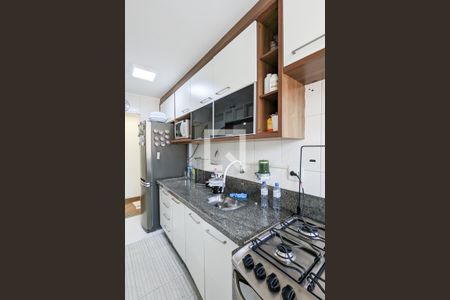 Apartamento à venda com 146m², 4 quartos e 2 vagas Apartamento à venda com 146m², 4 quartos e 2 vagasCozinha