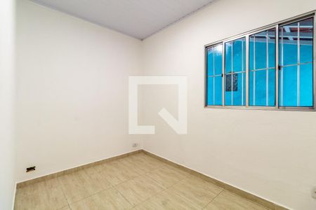 Quarto 2 de casa à venda com 2 quartos, 148m² em Jardim Madeirense, Guarulhos