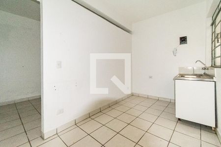 Cozinha de casa para alugar com 1 quarto, 42m² em Americanópolis, São Paulo