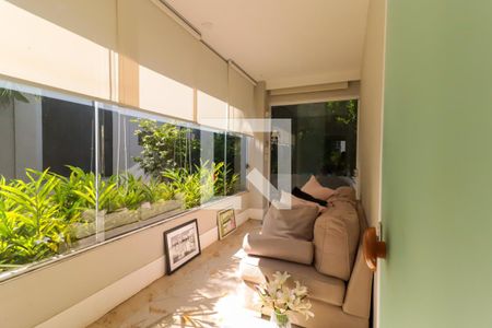 Sala de Estar de casa para alugar com 1 quarto, 40m² em Paraisópolis, São Paulo