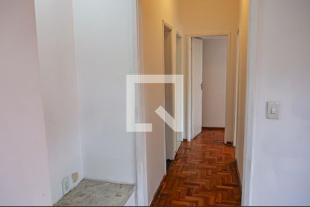 corredor de casa à venda com 7 quartos, 470m² em Taquara, Rio de Janeiro