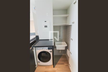 Sala / Cozinha / Lavanderia de kitnet/studio para alugar com 1 quarto, 36m² em Butantã, São Paulo