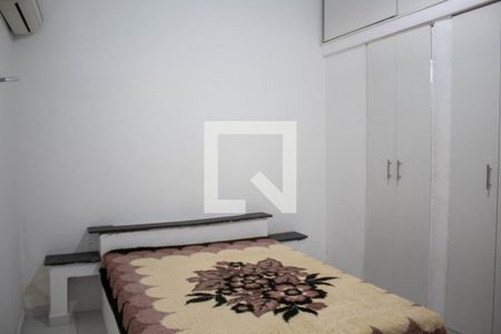 Quarto 1 de casa para alugar com 2 quartos, 80m² em Jardim Olavo Bilac, Duque de Caxias