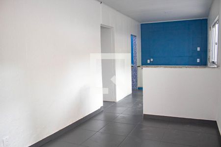 Sala de casa para alugar com 2 quartos, 80m² em Jardim Olavo Bilac, Duque de Caxias