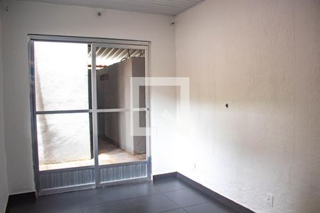 Sala de casa para alugar com 2 quartos, 80m² em Jardim Olavo Bilac, Duque de Caxias