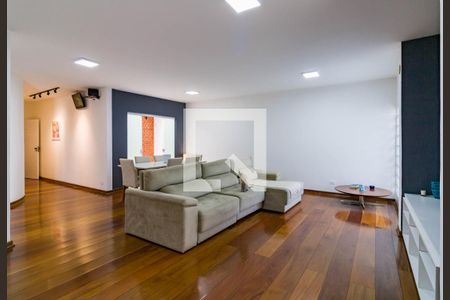 Sala de casa à venda com 3 quartos, 310m² em Jardim Londrina, São Paulo