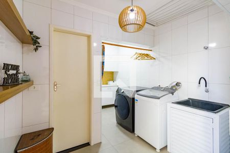 Casa à venda com 310m², 3 quartos e 4 vagas Casa à venda com 310m², 3 quartos e 4 vagasÁrea de Serviço