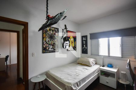 Quarto 2 de casa à venda com 3 quartos, 310m² em Jardim Londrina, São Paulo