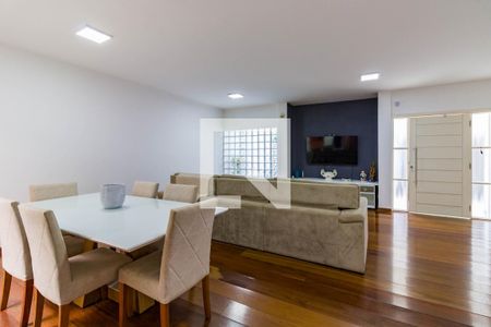 Sala de casa à venda com 3 quartos, 310m² em Jardim Londrina, São Paulo