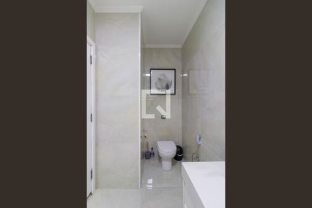 Casa à venda com 310m², 3 quartos e 4 vagas Casa à venda com 310m², 3 quartos e 4 vagasQuarto 3