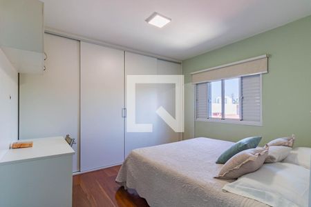 Casa à venda com 310m², 3 quartos e 4 vagas Casa à venda com 310m², 3 quartos e 4 vagasQuarto 3