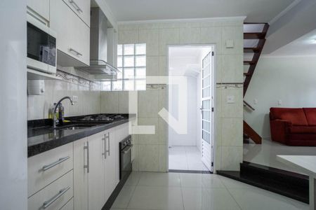 Cozinha de casa de condomínio para alugar com 3 quartos, 125m² em Parque Boturussu, São Paulo