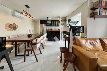 Sala de apartamento à venda com 2 quartos, 70m² em Água Branca, São Paulo