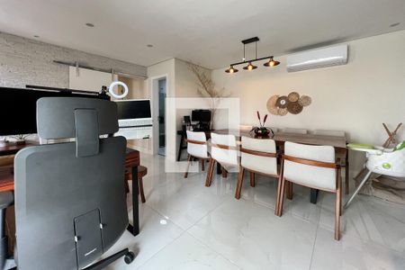 Sala de apartamento à venda com 2 quartos, 70m² em Água Branca, São Paulo